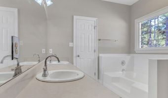 127 CHARLIE Ln, Albany, GA 31707
