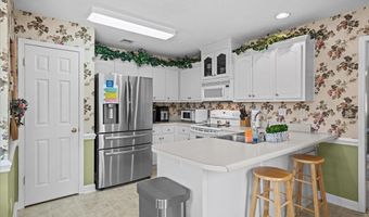 739 Running Creek Ln, Boiling Springs, SC 29316