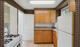 717 Oxford Ct, Adrian, MI 49221