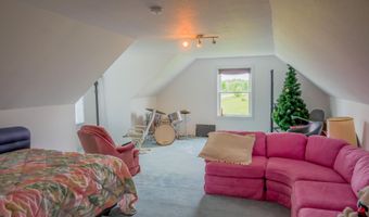 6188 Summerside Dr, Alanson, MI 49706