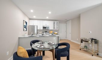 1601 CHERRY St 702, Philadelphia, PA 19102