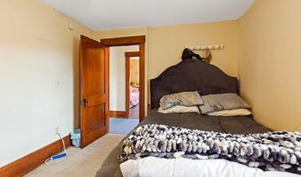 157 Riverside Dr, Augusta, ME 04330