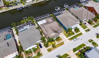 5720 TORTOISE Pl, Apollo Beach, FL 33572