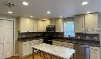 1326 LAKE ARIANA Blvd, Auburndale, FL 33823