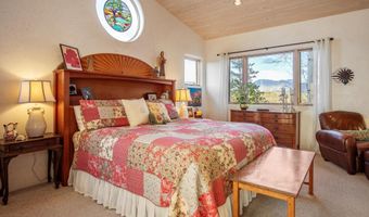 13 Coyote Loop, Arroyo Hondo, NM 87513