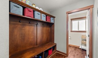 1444 Marina Cove Dr, Polk City, IA 50226
