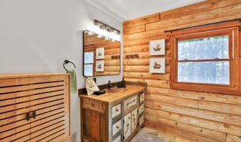21663 OATLANDS Rd, Aldie, VA 20105