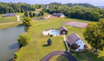 4413 Arrowhead Ridge Ln, Augusta, MO 63332