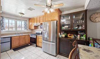 9168 Vena Ave, Arleta, CA 91331