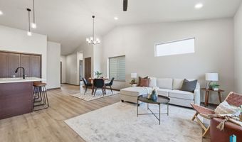 2816 E Hazelnut St, Brandon, SD 57005