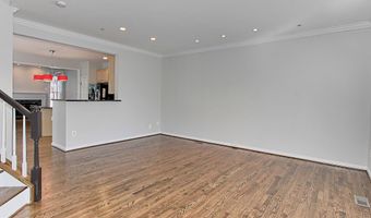 5120 GRIMM Dr, Alexandria, VA 22304