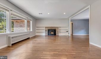 2705 W GORDON, Allentown, PA 18104
