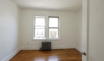 573 AVENUE E 4, Bayonne, NJ 07002