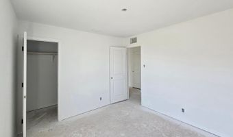 147 Peeps Ct, Adkins, TX 78101