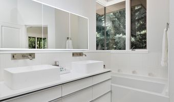 736 W Smuggler St B, Aspen, CO 81611