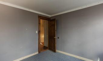 10 King St, Rockingham, VT 05101