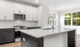 840 Orchard Valley Ln, Boiling Springs, SC 29316