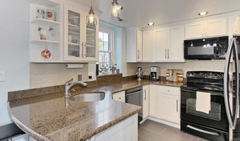 3043 S COLUMBUS St C1, Arlington, VA 22206