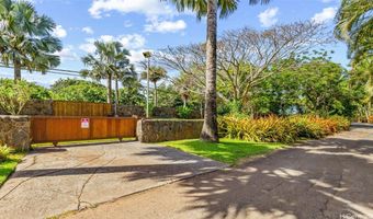 61-560 Pohaku Loa Way, Haleiwa, HI 96712