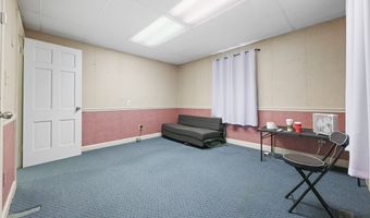 1077 W State St, Alliance, OH 44601