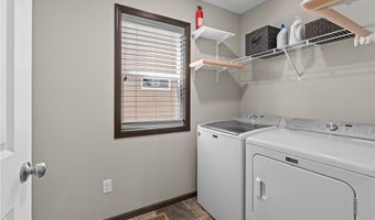 5234 Sundial Ln, Woodbury, MN 55129