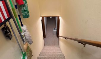 2040 Clover Dr, Akron, IA 51001