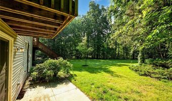 2096 HIDDEN HOLLOW Ln, Akron, OH 44313