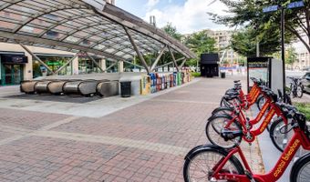 5028 25TH St N, Arlington, VA 22207