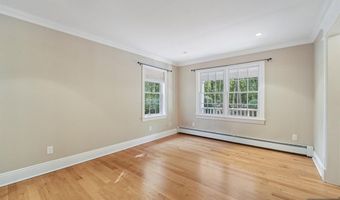 24 Scott Ct, Allendale, NJ 07401