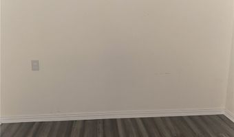 1007 E 6th St, Alice, TX 78332