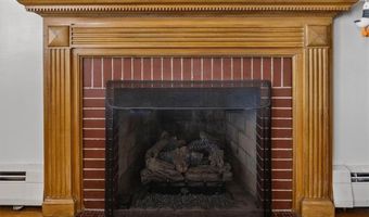 91 Weeden Ave, East Providence, RI 02916