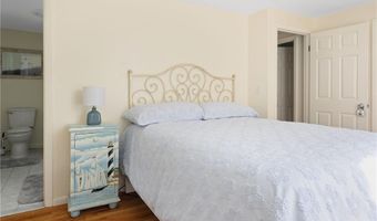 1038 South Rd, East Greenwich, RI 02818