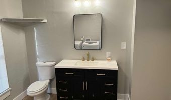 334 W 9th St, Auburn, IN 46706