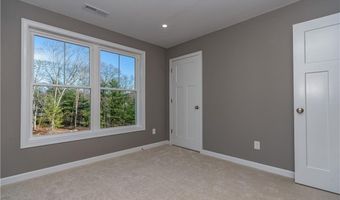 24 Cassidy Trl, Coventry, RI 02816