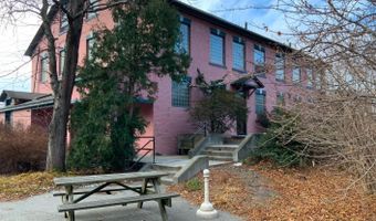 28 Spring Tree Rd, Brattleboro, VT 05301