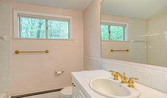93 Vaughn Hill Rd, Bolton, MA 01740