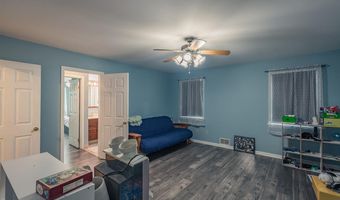 26 Columbia St, Amsterdam, NY 12010