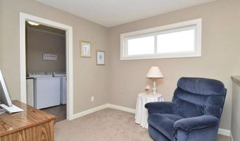359 Riverside Cir, Anoka, MN 55303