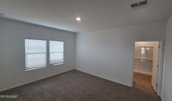 1034 S Chatfield Ave, Vail, AZ 85641