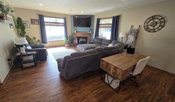 1905 Country Meadows Pl, Beatrice, NE 68310