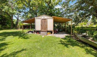 2832 Lakeside Dr, Benton, AR 72019