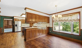 628 Charlotte St, Athens, TN 37303