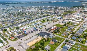 413 W Fort Macon Rd, Atlantic Beach, NC 28512