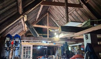8 Cross St, Andover, ME 04216