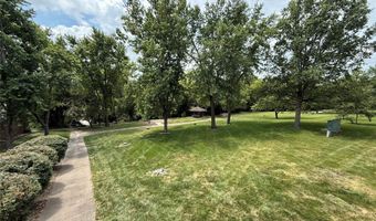 409 SE Delaware Ave 211, Ankeny, IA 50021