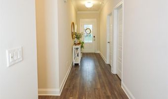 573 AUBURN Xing, Auburn, GA 30011