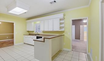 215 Old Town Ln, Brandon, MS 39042
