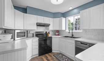 570 Lilac St, Blackfoot, ID 83221