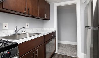 20 E MERCHANT St C, Audubon, NJ 08106