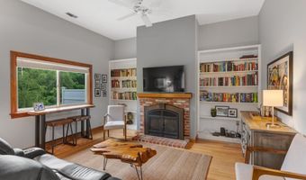 135 Amherst St 30, Amherst, NH 03031